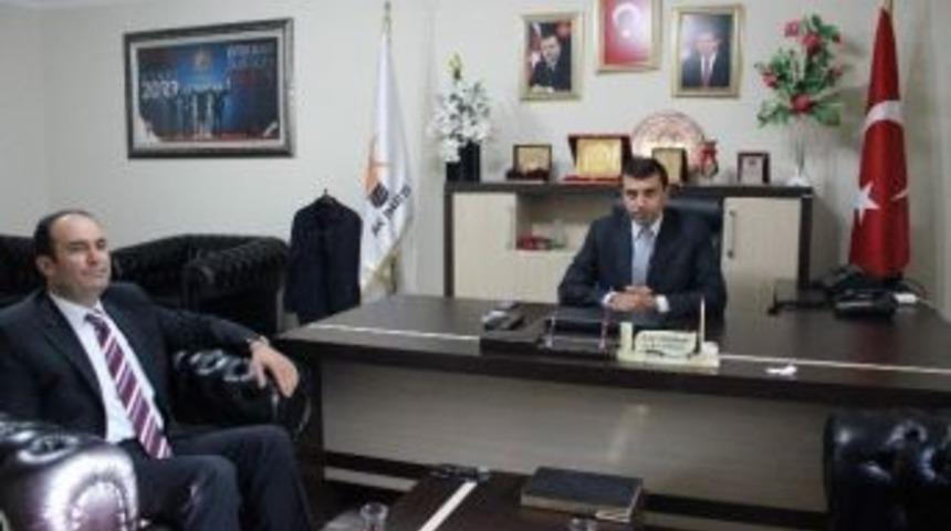 Emniyet M&uuml;d&uuml;r&uuml; Sıtkı Akg&uuml;l&rsquo;den Ak Parti&rsquo;ye Ziyaret