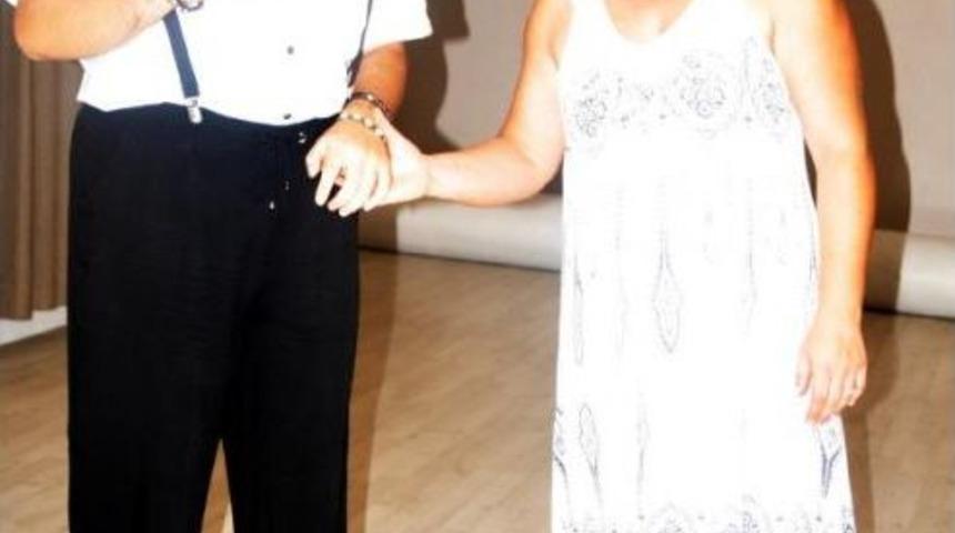 Dans Ederek Engelleri Aşıyorlar