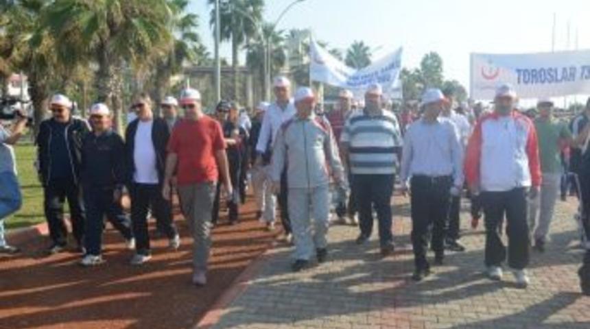 Mersin Halk Sağlığı M&uuml;d&uuml;rl&uuml;ğ&uuml;&rsquo;n&uuml;n Y&uuml;r&uuml;y&uuml;ş Etkinliği S&uuml;r&uuml;yor