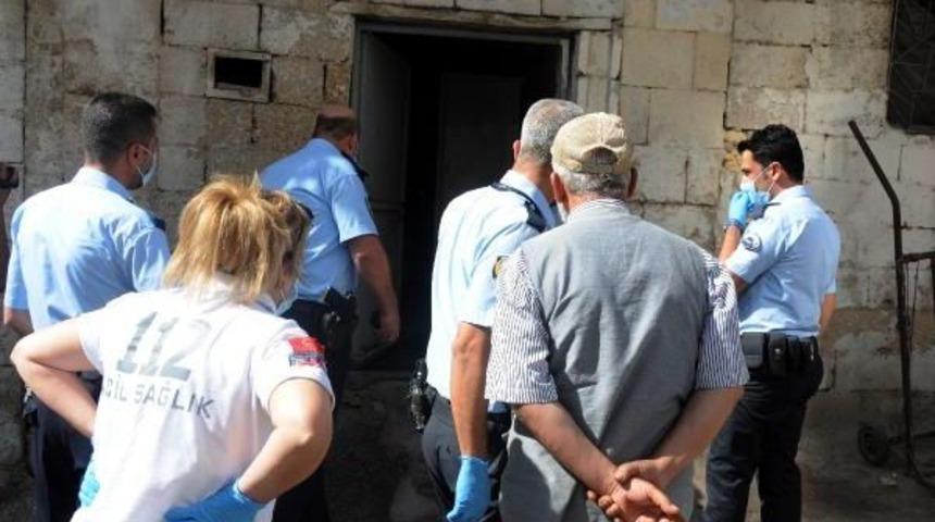 Yalnız Yaşadığı Evde &Ouml;l&uuml; Bulundu