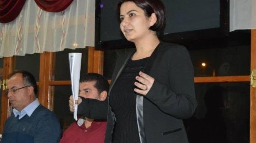 Kiraz İ&ccedil;in Elele Verdiler