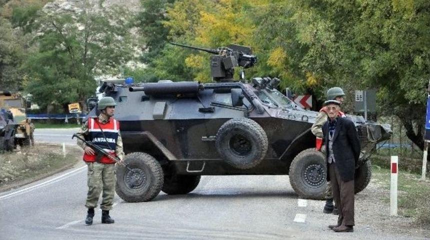 Tunceli-erzincan Karayolu Yeniden Trafiğe Kapatıldı
