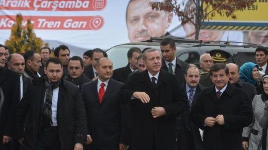 Erdoğan:''bu &Uuml;lkeyi Hoca G&ouml;r&uuml;nt&uuml;s&uuml; Altındaki Şaklabanlara Asla Teslim Etmeyeceğiz