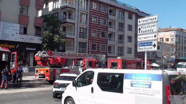 Maltepe’de Bir Güzellik Merkezinde Yangın Çıktı