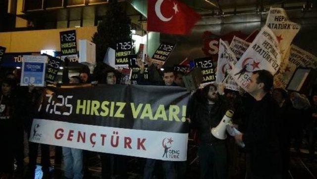 Beşiktaş taki 17.25 Eyleminde 2 Gözaltı... 1