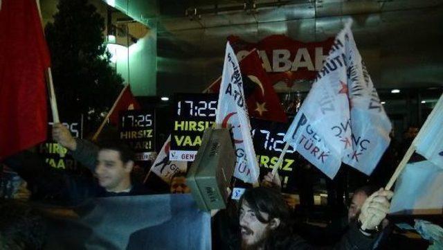 Beşiktaş taki 17.25 Eyleminde 2 Gözaltı... 3