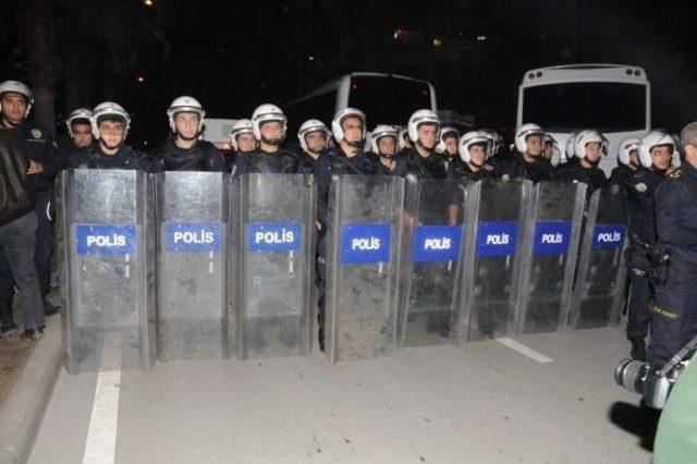 Adana'da 17 Aralık Protestosu