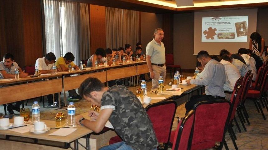 Hemofilik Hastalar Hayata Hazırlanıyor