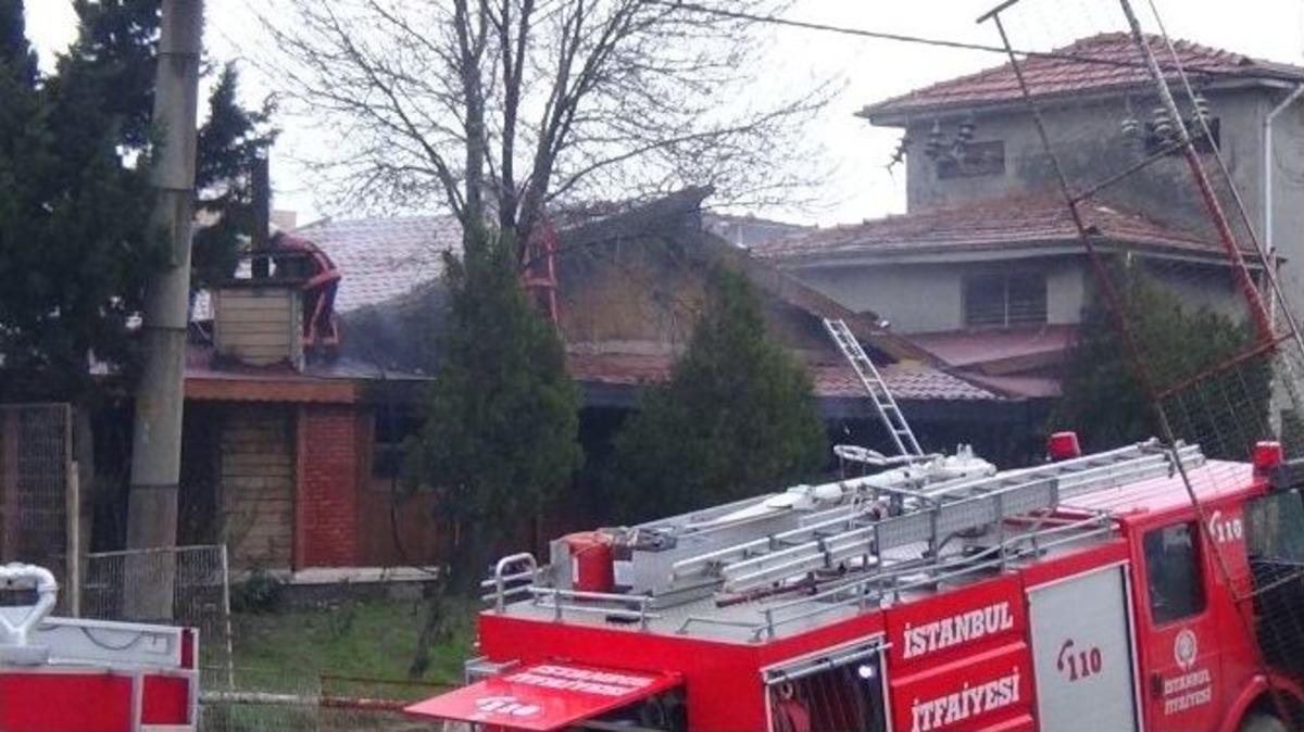 İş&ccedil;ileri &Ccedil;ıkarıp İşyerini Ateşe Verdiler