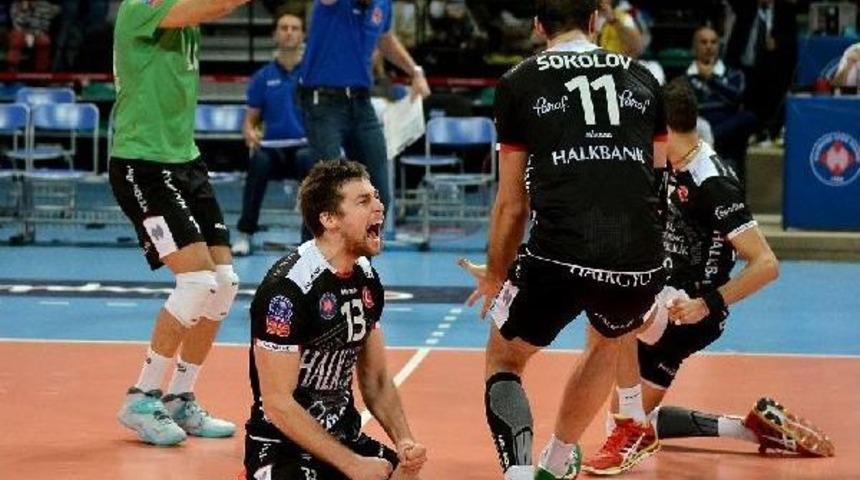 Halkbank'ın Bileği Avrupa'da Da B&uuml;k&uuml;lm&uuml;yor