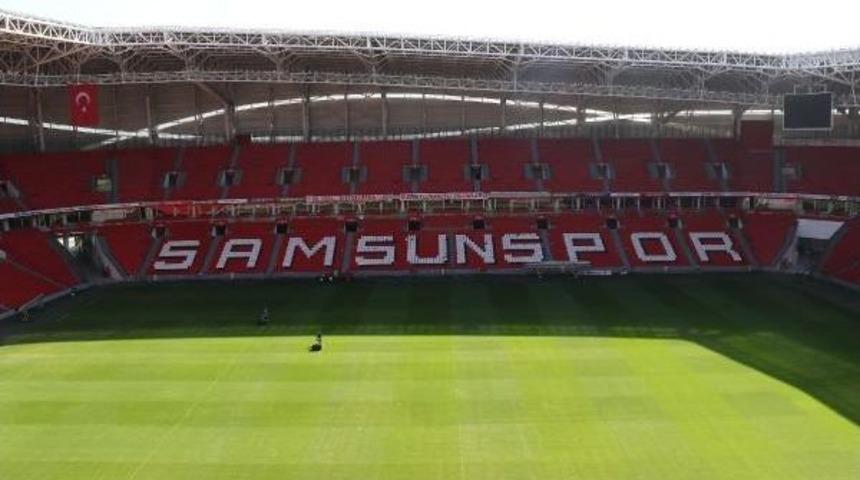 Samsunspor'un Yeni Stadının '&ccedil;im' Bakımı S&uuml;r&uuml;yor