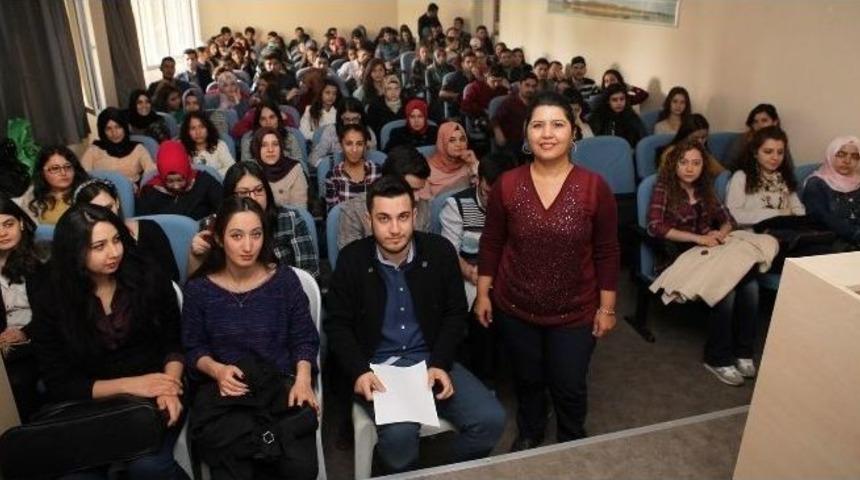 &Ccedil;ocuk Hakları Dersi&rsquo;nde &ldquo;&ccedil;ocuk Hakları Ve Hukuk&rdquo; Paneli