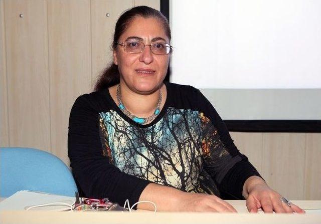 &Ccedil;ocuk Hakları Dersi&rsquo;nde &ldquo;&ccedil;ocuk Hakları Ve Hukuk&rdquo; Paneli 3