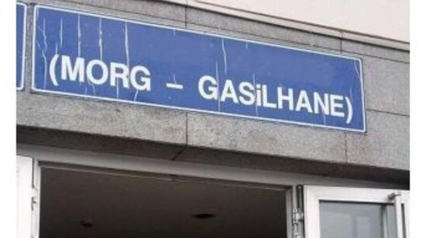 Hortlak Değil Cenaze Aracının Şof&ouml;r&uuml; &Ccedil;ıktı