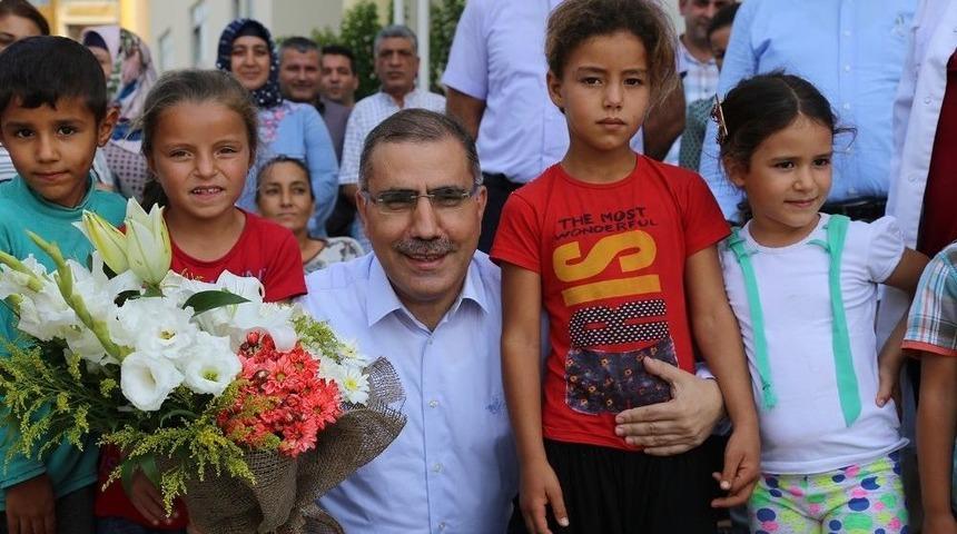 &Ccedil;elikcan&rsquo;a &Ccedil;i&ccedil;ekli Karşılama