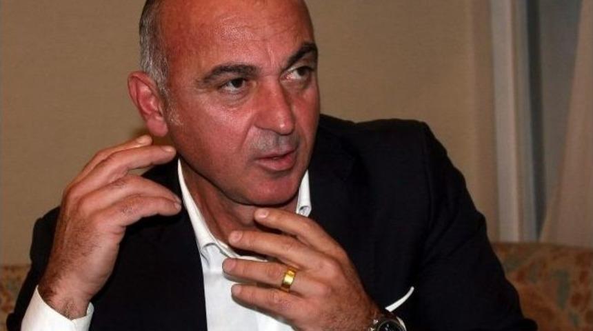 &Ccedil;akıroğlu, Trabzonspor Y&ouml;netimini Bombaladı