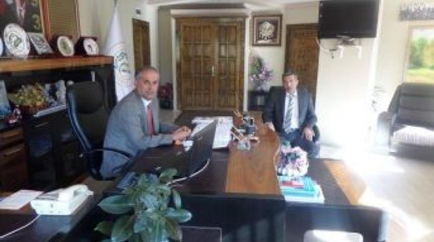 &Ccedil;evre Ve Şehircilik İl M&uuml;d&uuml;r&uuml; Akat&rsquo;tan Bayırk&ouml;y Belediye Başkanı Yaman&rsquo;a Ziyaret