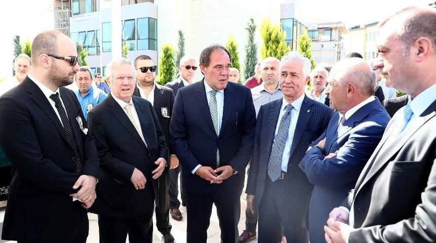 Hakan Din&ccedil;ay, Son Yolculuğuna Uğurlandı