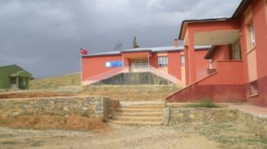 Okulda Cıva İle Temas Eden 2 &Ouml;ğrenci Tedavi Altına Alındı