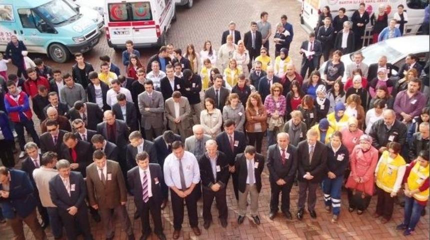 Kazada Hayatını Kaybeden 112 Personeli İ&ccedil;in Anma T&ouml;reni D&uuml;zenlendi