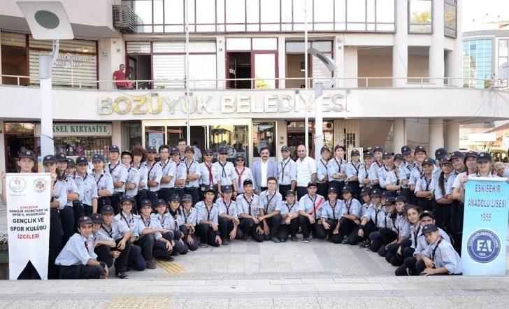 Eskişehirli İzciler Bozüyük’ün Tarihi Mekânlarını Gezdi G1