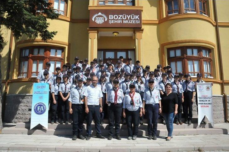 Eskişehirli İzciler Bozüyük’ün Tarihi Mekânlarını Gezdi G4