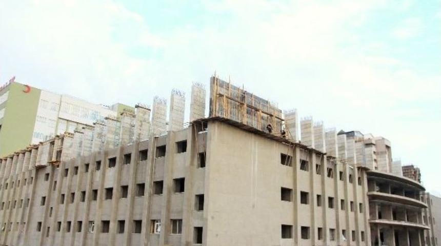 Fırat &Uuml;niversitesi Sağlıkta Atağa Ge&ccedil;ti