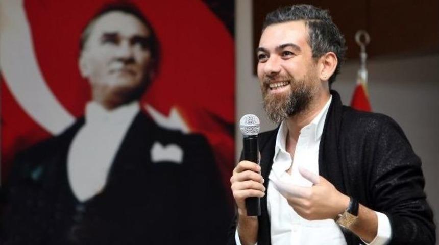 Modacı Akkaya &Ccedil;&uuml;&rsquo;de &Ouml;ğrenciler İle Whorkshop Yaptı