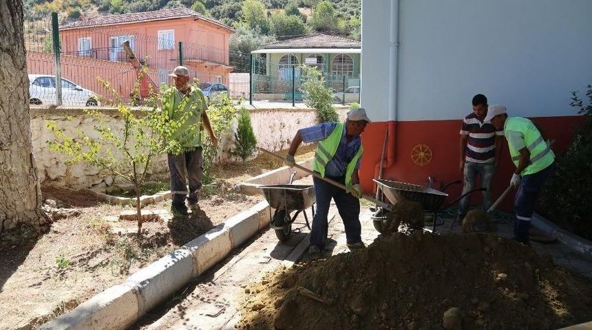 Turgutlu&rsquo;da Okulların &Ccedil;evreleri Belediyeyle G&uuml;zelleşti