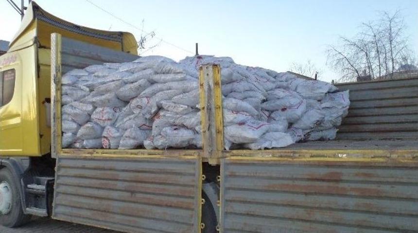 Varto&rsquo;da K&ouml;m&uuml;r Dağıtımı