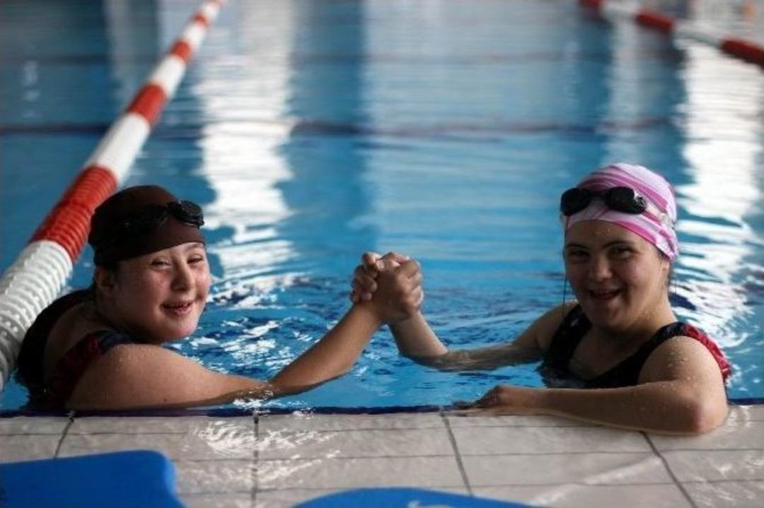 Kayseri&rsquo;den Down Sendromlu Y&uuml;z&uuml;c&uuml;ler Yetişiyor