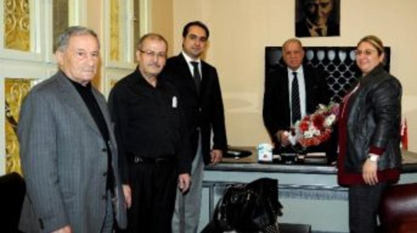 Dü’den Kızılay Şubesi’ne Ziyaret