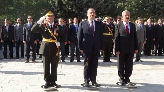 Hakkari’de 29 Ekim Cumhuriyet Bayramı Etkinlikleri