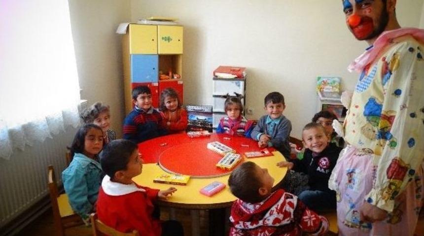 Gen&ccedil;lik Merkezi&rsquo;nden Cumhuriyet Coşkusu