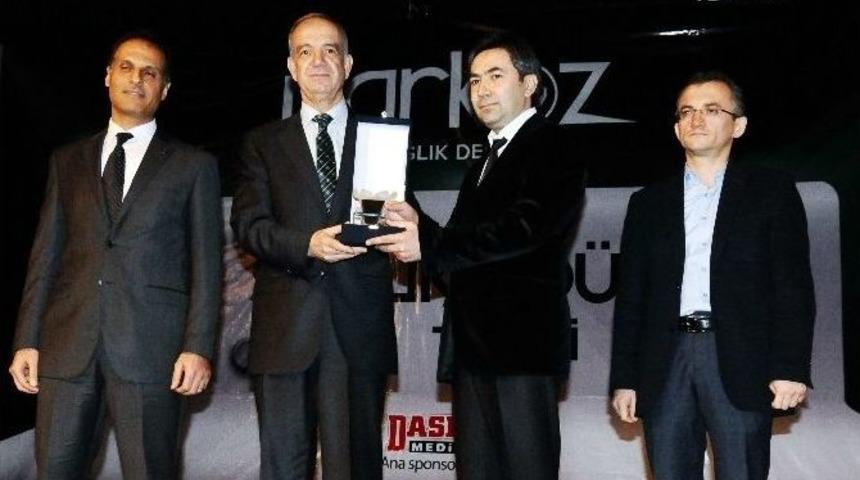 Gaziantep &Uuml;niversitesi&rsquo;ne 4 &Ouml;d&uuml;l Birden