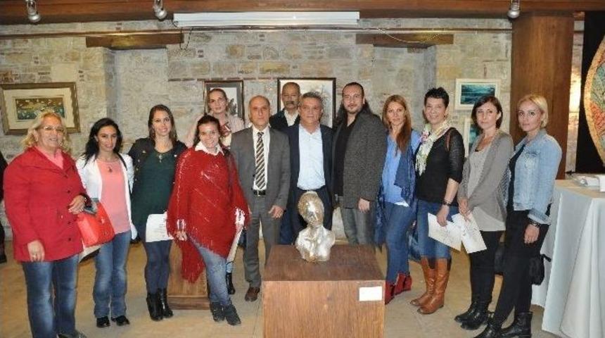 Kuşadası&rsquo;nda Cumhuriyet Sergisi