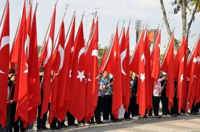 Cumhuriyet Bayramı Kutlamaları Başladı