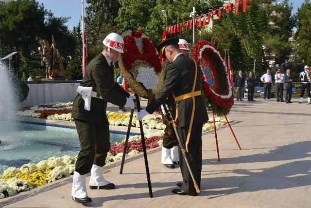 Adana’da Cumhuriyet Bayramı Kutlamaları Başladı