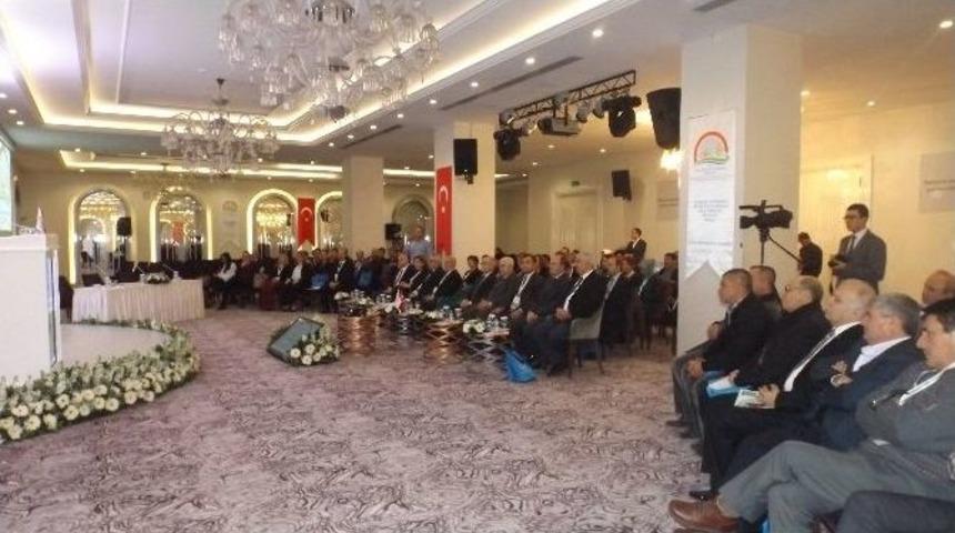 Ateş Yanığı Armutları Tehdit Ediyor