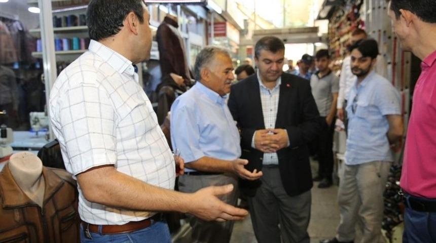 B&uuml;y&uuml;kkılı&ccedil;, Kapalı &Ccedil;arşıyı Ziyaret Etti