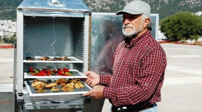 G&uuml;neş Enerjisini Gıda Kurutma Makinasına &Ccedil;evirdi