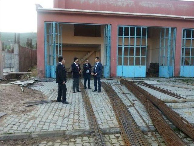Kaymakam Horasanlı, Okul Ve İş Yeri İnşaatlarını Denetledi 2
