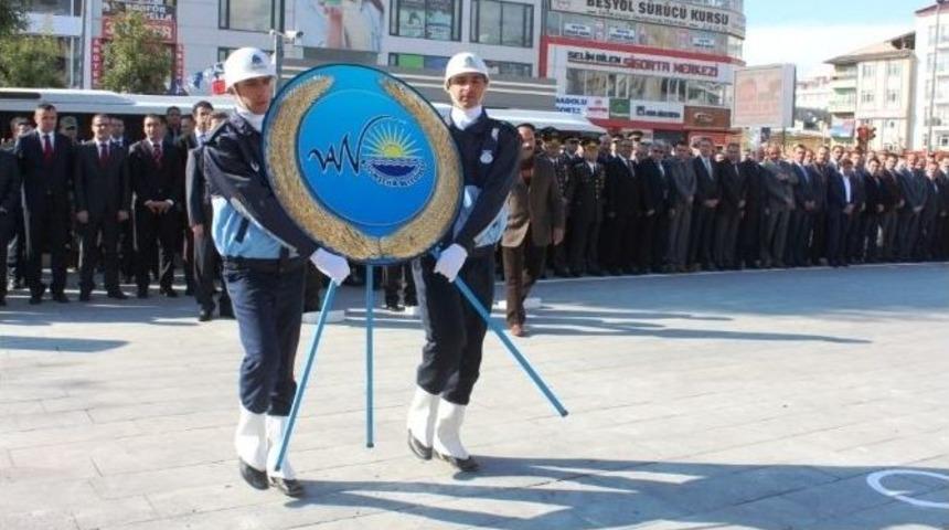 Van’da 29 Ekim Cumhuriyet Bayramı Kutlamaları