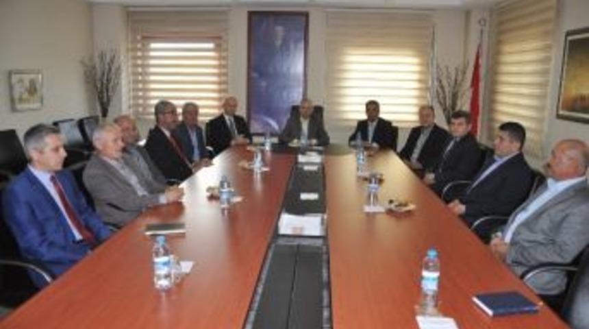 Milletvekili Candan, Erdemir Vakfı&rsquo;nı Ziyaret Etti