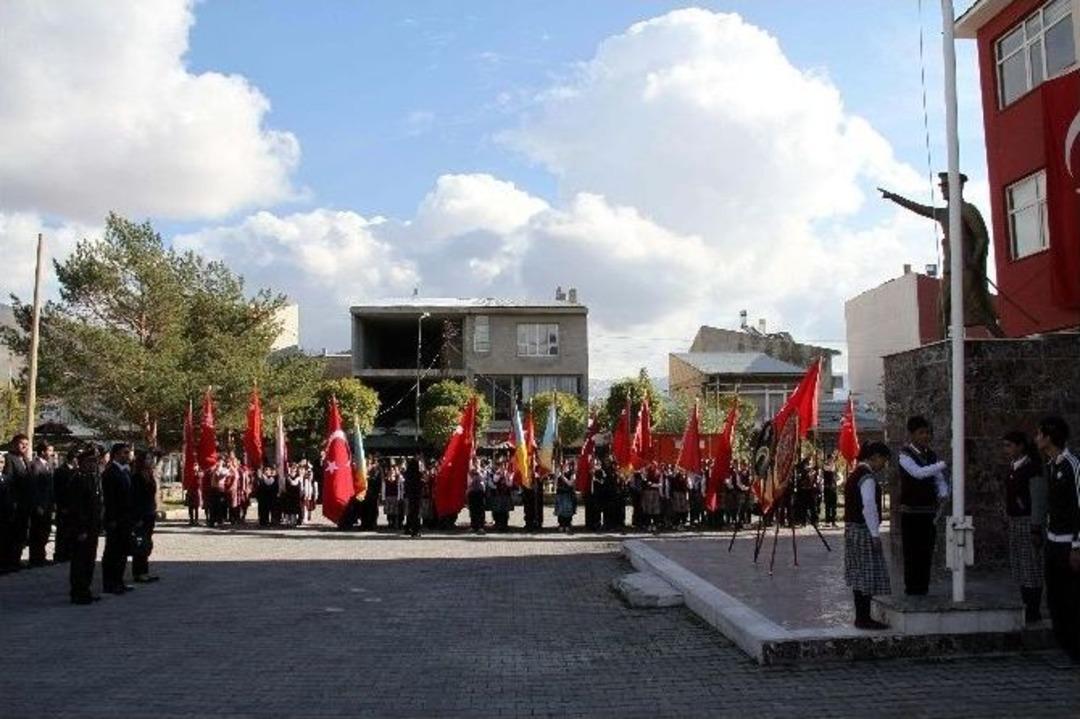 Van&rsquo;da 29 Ekim Cumhuriyet Bayramı Kutlamaları