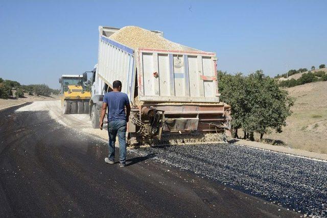 Fen İşleri Müdürlüğü Ekipleri Hız Kesmiyor