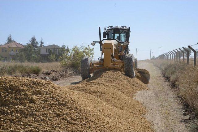 Fen İşleri Müdürlüğü Ekipleri Hız Kesmiyor