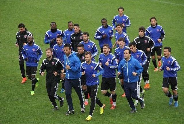 Kardemir Karabükspor, İnegölspor Maçı Hazırlıklarını Tamamladı