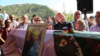 Hdp’li Tuğluk’un Annesinin Cenazesi Tunceli’de Toprağa Verildi