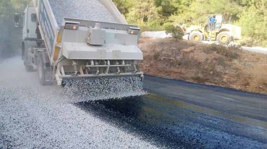 Menteşe’de Asfalt Çalışmaları Devam Ediyor